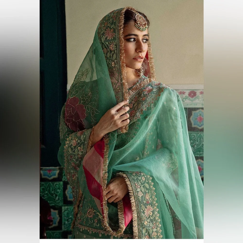 Zara Shahjahan Asmaani Lehenga Set - Picture 3 of 15